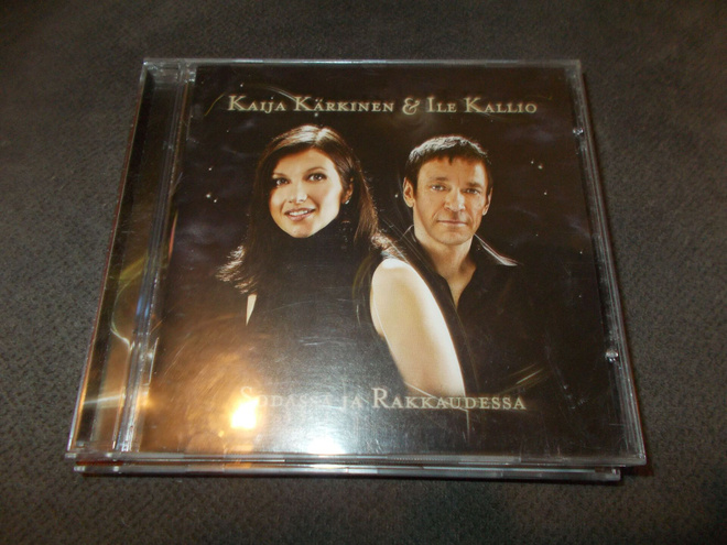 CD KAIJA JA ILE ** SODASSA JA RAKKAUDESSA **