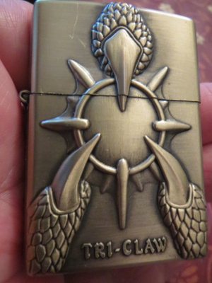 Bensasytkäri Tri-Claw