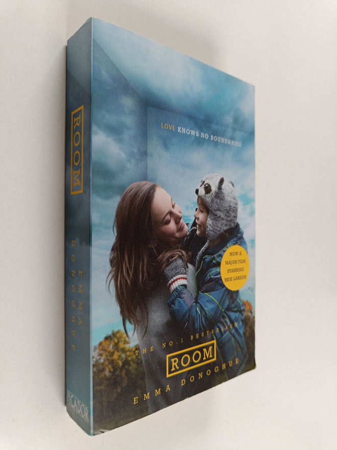 Emma Donoghue : Room