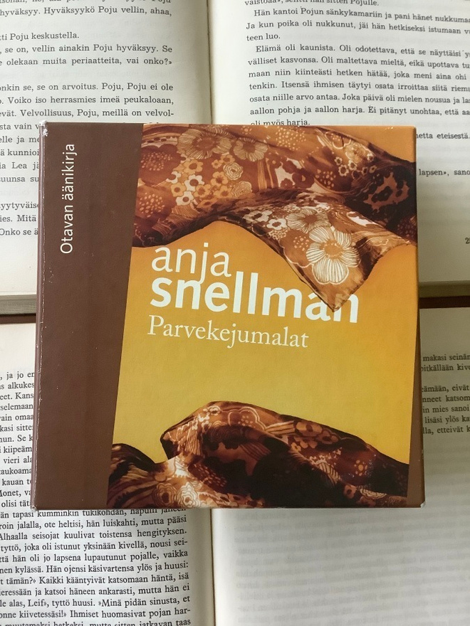 Anja Snellman - Parvekejumalat (äänikirja, CD)