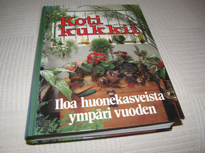 Puupponen - Hietala (toim.) Koti kukkii  -sid
