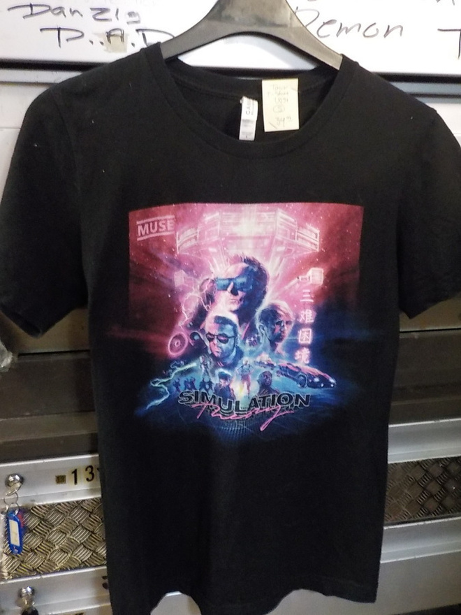 MUSE - SIMULATION THEORY TOUR 2019 UUSI T-PAITA KOKO S