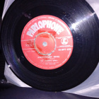 7" single The Vernons Girls : Anniversary song ( SIS POSTIK - pikkukuva 1