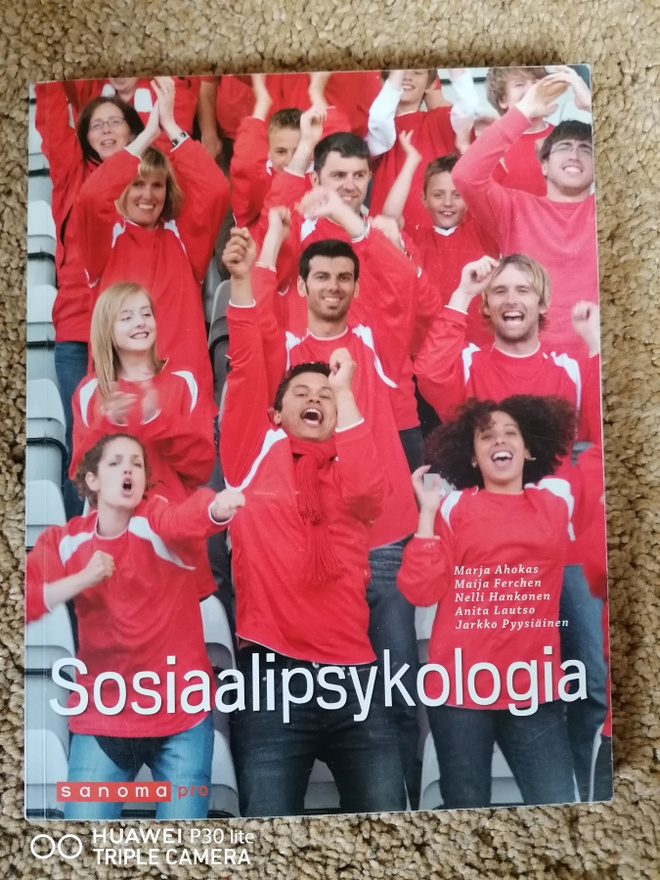 Sosiaalipsykologia Lukion oppikirja