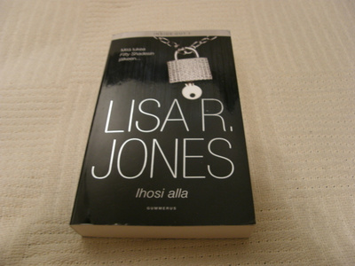 Lisa R. Jones Ihosi alla  -pok