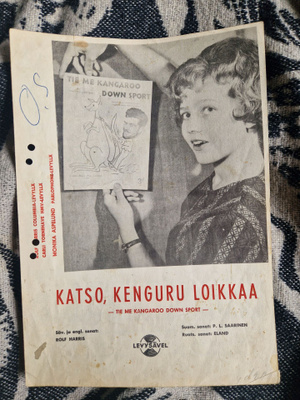 Monika Aspelund Katso Kenguru Loikkaa/