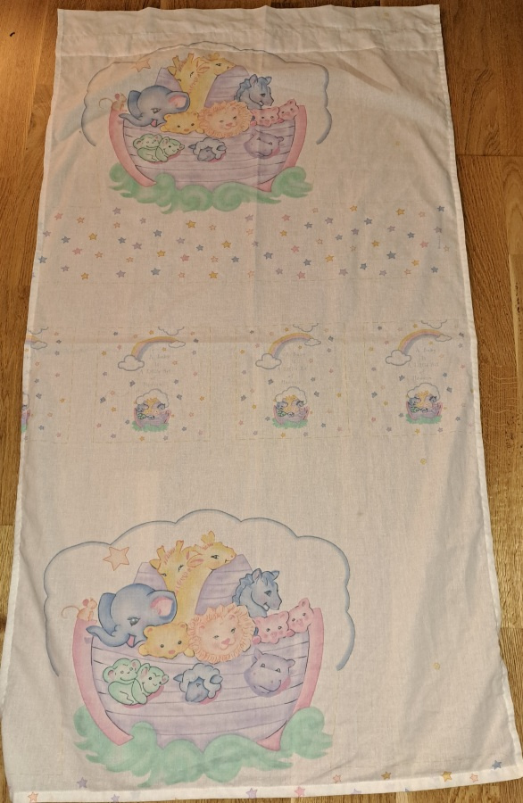 Lastenhuoneen verhot 73x134cm x 2 kpl