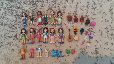 Lego Friends - figuurit 12 kpl + tarvikkeita + rakennusohjei