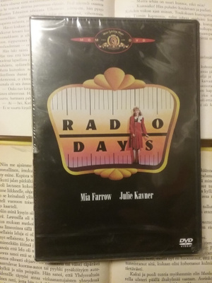 Radio Days (UUSI DVD)