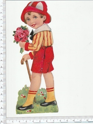 *iso poika sortseissa, 16,5 x 6 cm *