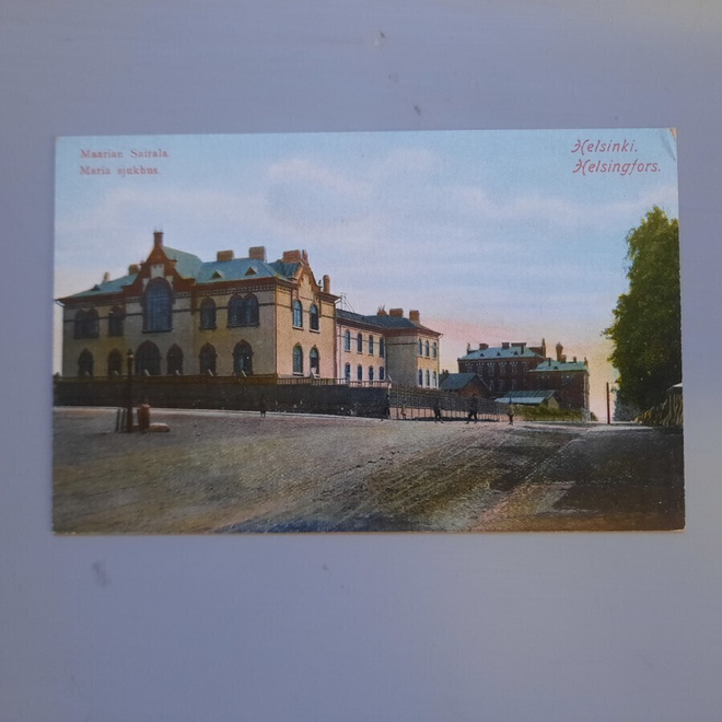 PK Helsinki Marian sairaala, nainen ja "tolppa" *