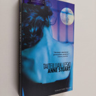 Anne Stuart : Taiteilijan leski : romanttinen trilleri - pikkukuva 1