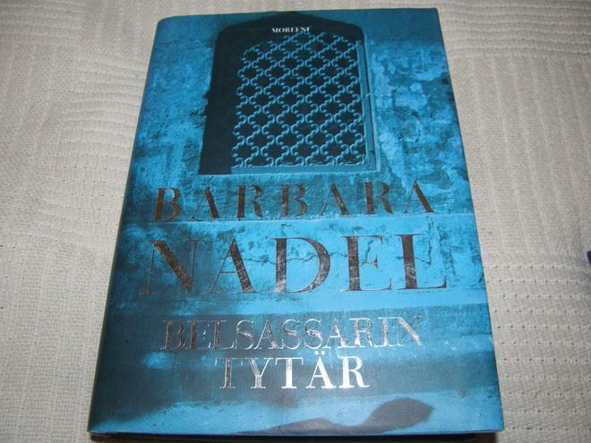 Barbara Nadel Belsassarin tytär   -sid