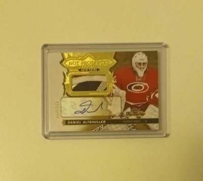 16-17 Fleer Showcase Hot Prospects Patch Daniel Altshuller