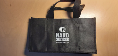 OLVI PIENIKOKOINEN HARD SELTZER KASSI 8 × 0,33 l TÖLKILLE
