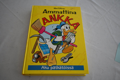 Aku Ankka Ammattina Ankka kovak. sarjakuvakirja