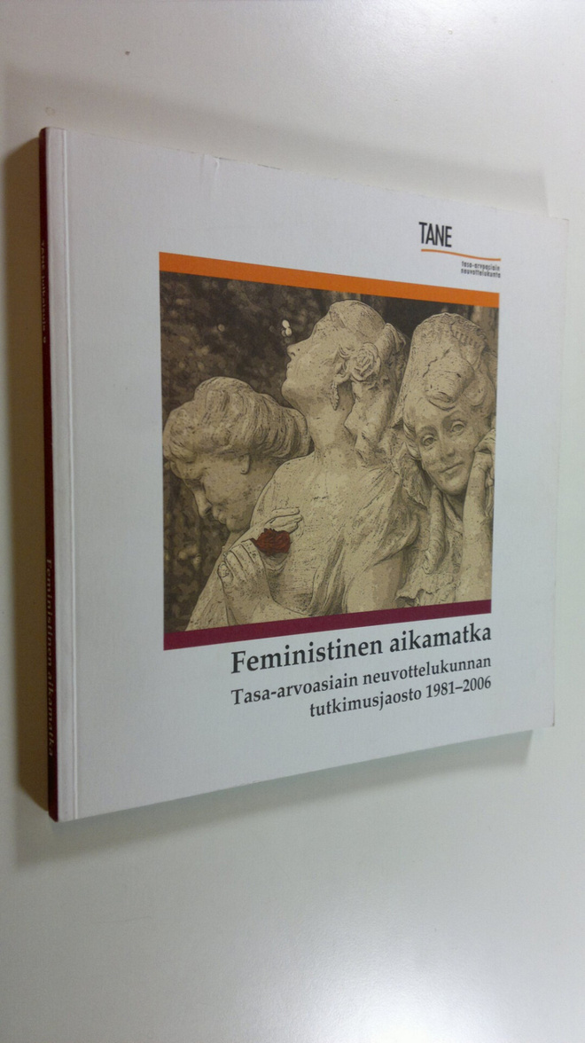 Petra Stenfors : Feministinen aikamatka : tasa-arvoasiain...