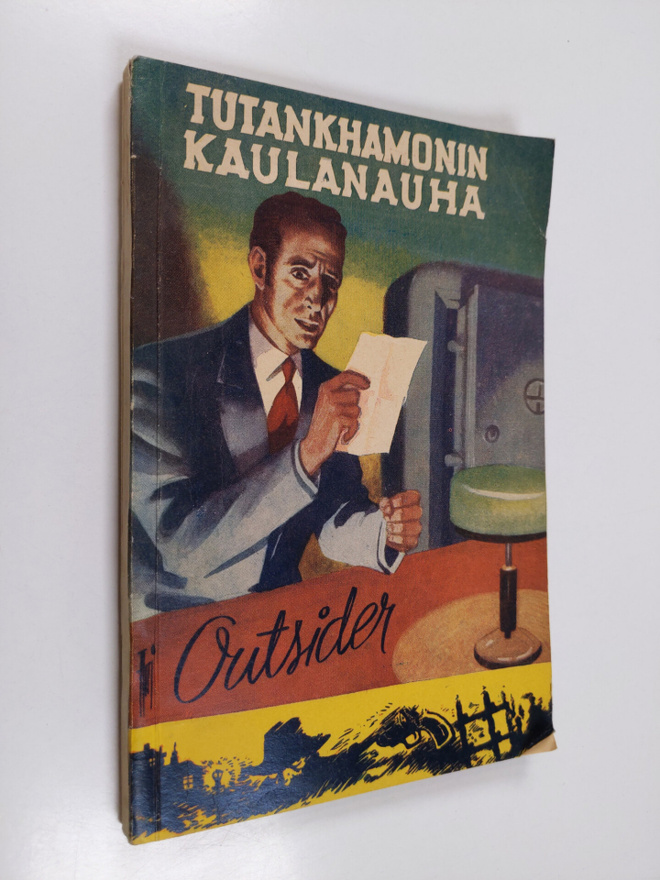 Outsider : Tutankhamonin kaulanauha