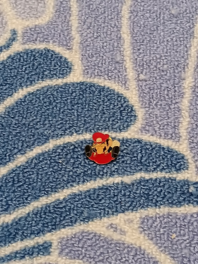 Mario Jumping Nintendo Pinssi