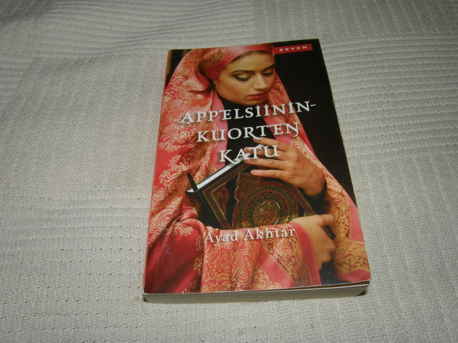 Ayad Akhtar  Appelsiininkuorten katu  -pok