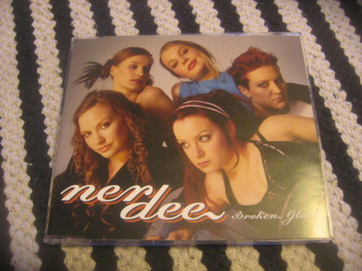 Nerdee - Broken Glass (cds)