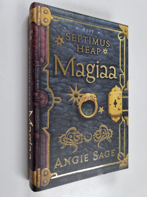 Angie Sage : Magiaa