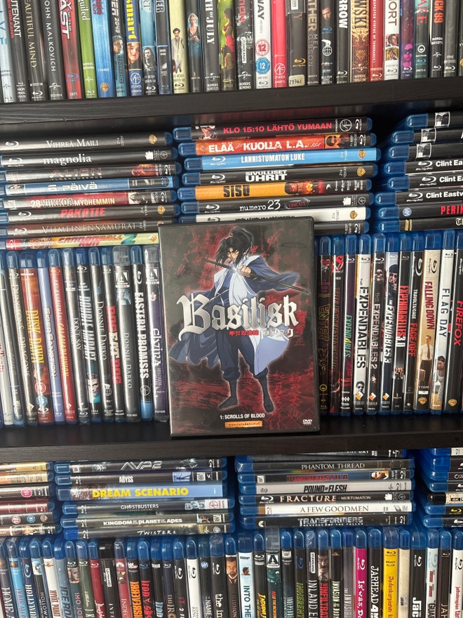 Basilisk 1: Scrolls of blood suomijulkaisu
