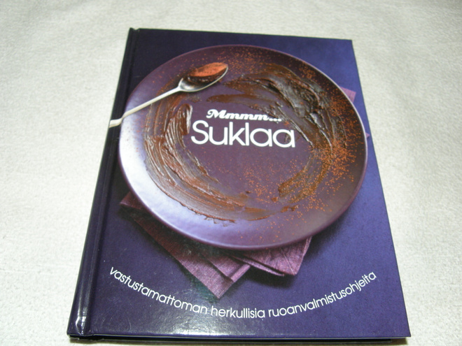Saara Toivonen (suom.)  Mmmm... suklaa