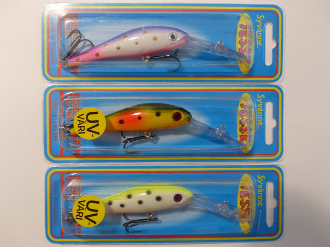 JESSE SYVÄNNE  8cm , 11g Väri: Värit: 62, UV4 ja UV2