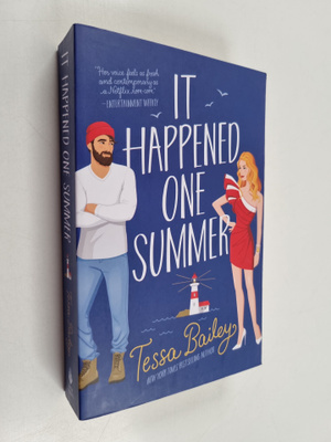Tessa Bailey : It happened one summer : a novel