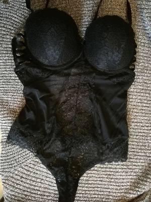 Pitsibody musta EAC vartalobody 85C