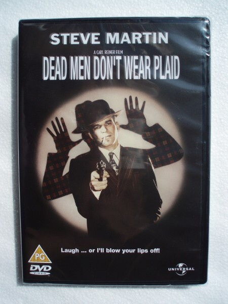 Kuollut mies ei palttoota kaipaa DVD