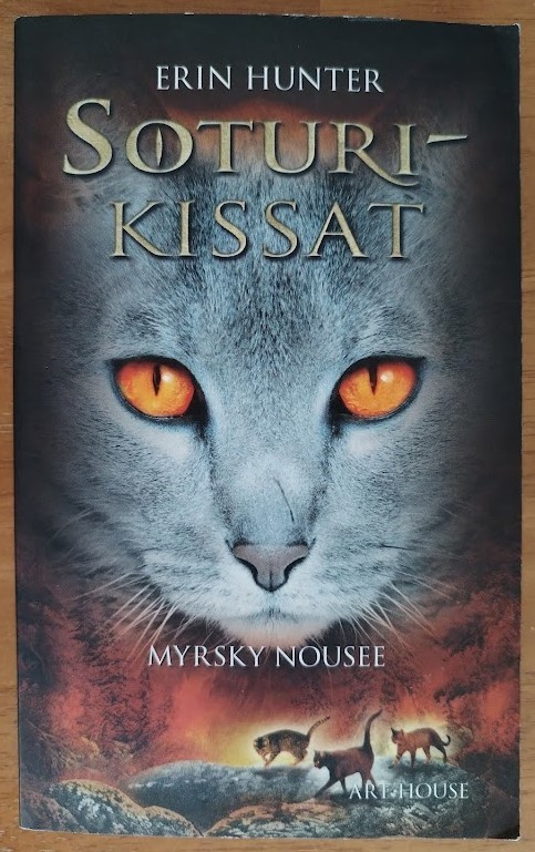 Erin Hunter: Soturikissat - osa 4: Myrsky nousee