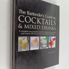 Stuart Walton : The Bartender's Guide to Cocktails & Mixe... - pikkukuva 1