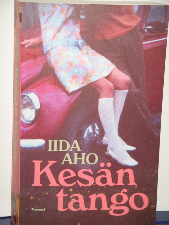 Iida Aho : Kesän tango