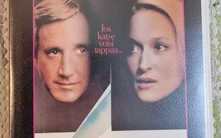 Vhs  fix  YÖN HILJAISUUDESSA