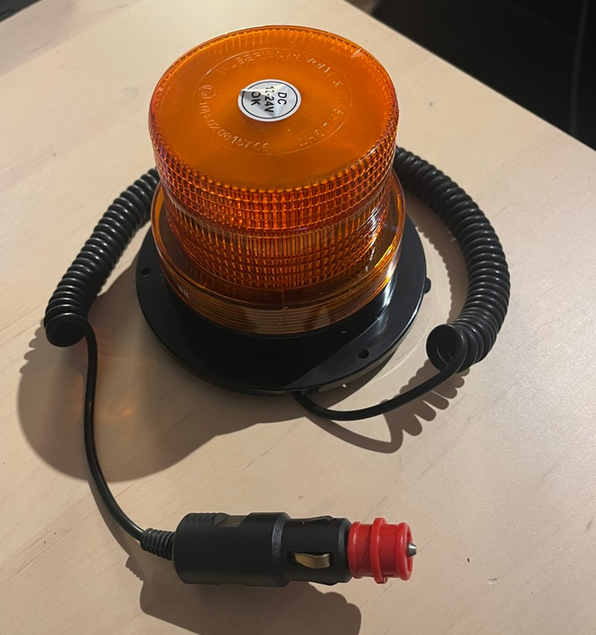 led varoitusvilkkuvalo majakka 12-24v