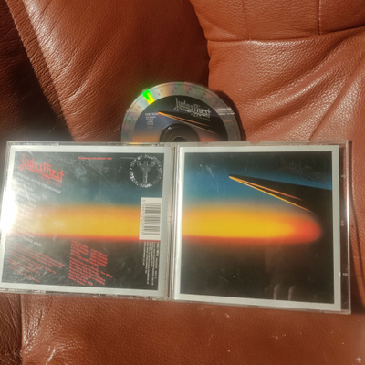 JUDAS PRIEST -point of entry CD.