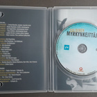 DVD: Suloinen Myrkynkeittäjä (Pentti Siimes, O: Ere Kokkonen - pikkukuva 3