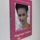 Lilja Kinnunen-Riipinen : Hymyn takaa - pikkukuva 1