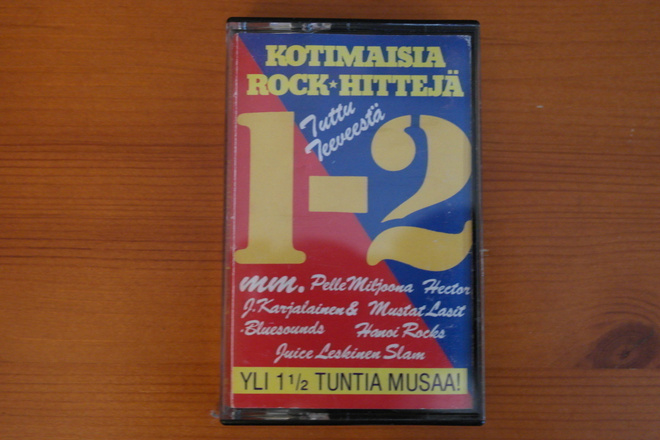 Kotimaisia Rockhittejä 1-2 C-kasetti.