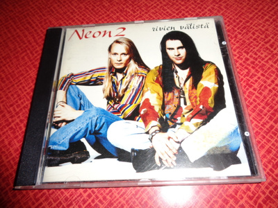 CD Neon 2 - Rivien välistä
