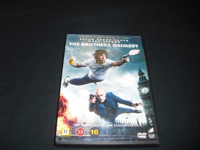 THE BROTHERS GRIMSBY (Sacha Baron Cohen)***