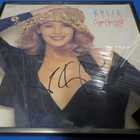 KYLIE MINOGUE TAULU NIMMARILLA (W) - pikkukuva 1