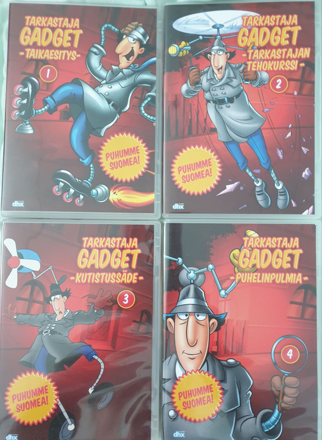 TARKASTAJA GADGET KOKO SARJA DVD SUOMIPUHE