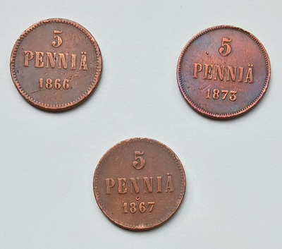 Aleksanteri II, kupariset 5 p vuosilta 1866, 1867 ja 1875.