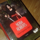 nora roberts 3 kirjaa - pikkukuva 1