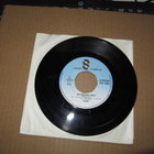 Easy 7" Kyyneleet nuo/Kiihtyy vauhti lautojen v.1979 - pikkukuva 1