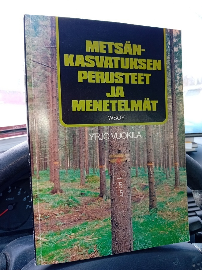 Vuokila: METSÄNKASVATUKSEN PERUSTEET... (Sis.postikulut)