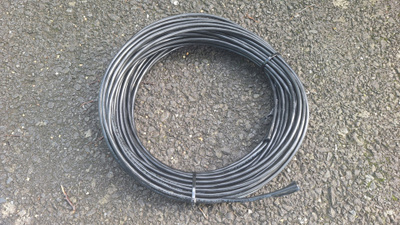 Kerman Cat6 U/UTP ulkokaapeli, PE musta, SuperCat, 30m